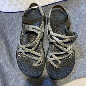 Chaco Sandals, Grey. Size 8. Adjustable Straps.